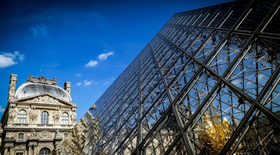 La Louvre, Paris - a must visit for 2 days in Paris