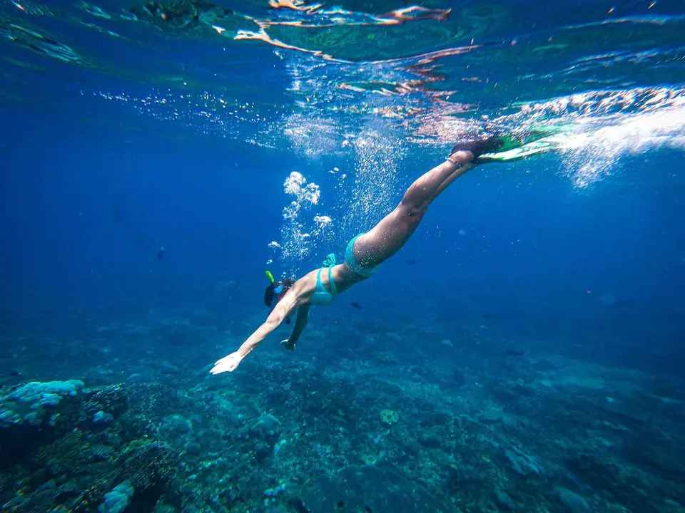 snorkeling nusa penida - snorkeler