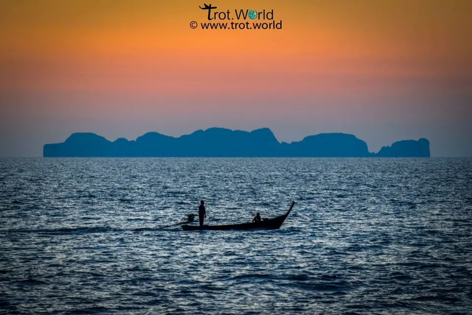 Beautiful islands in Thailand - some are still secret spots like Koh Lanta