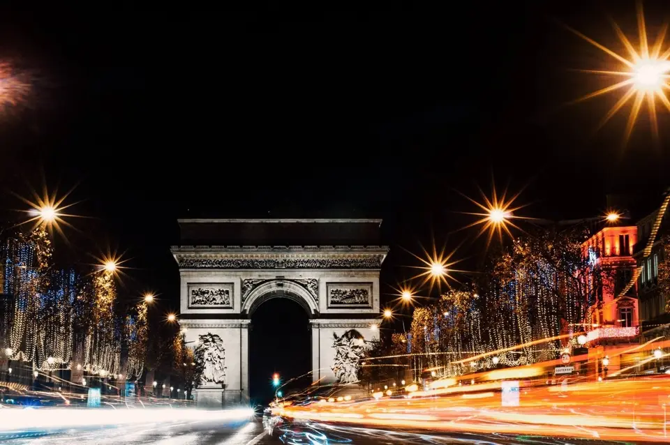 Paris Quotes and Paris Captions for Instagram header