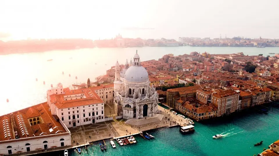 The ultimate quotes about Italy