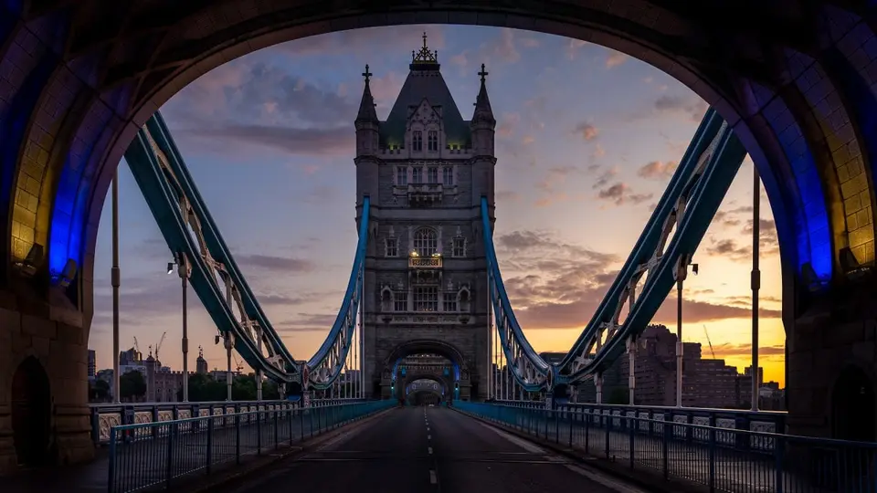 Pictures of London Bridge