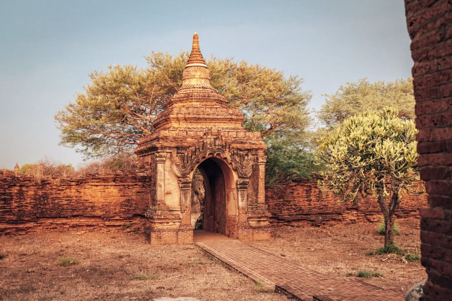 Guni temple entrance Bagan temple guide