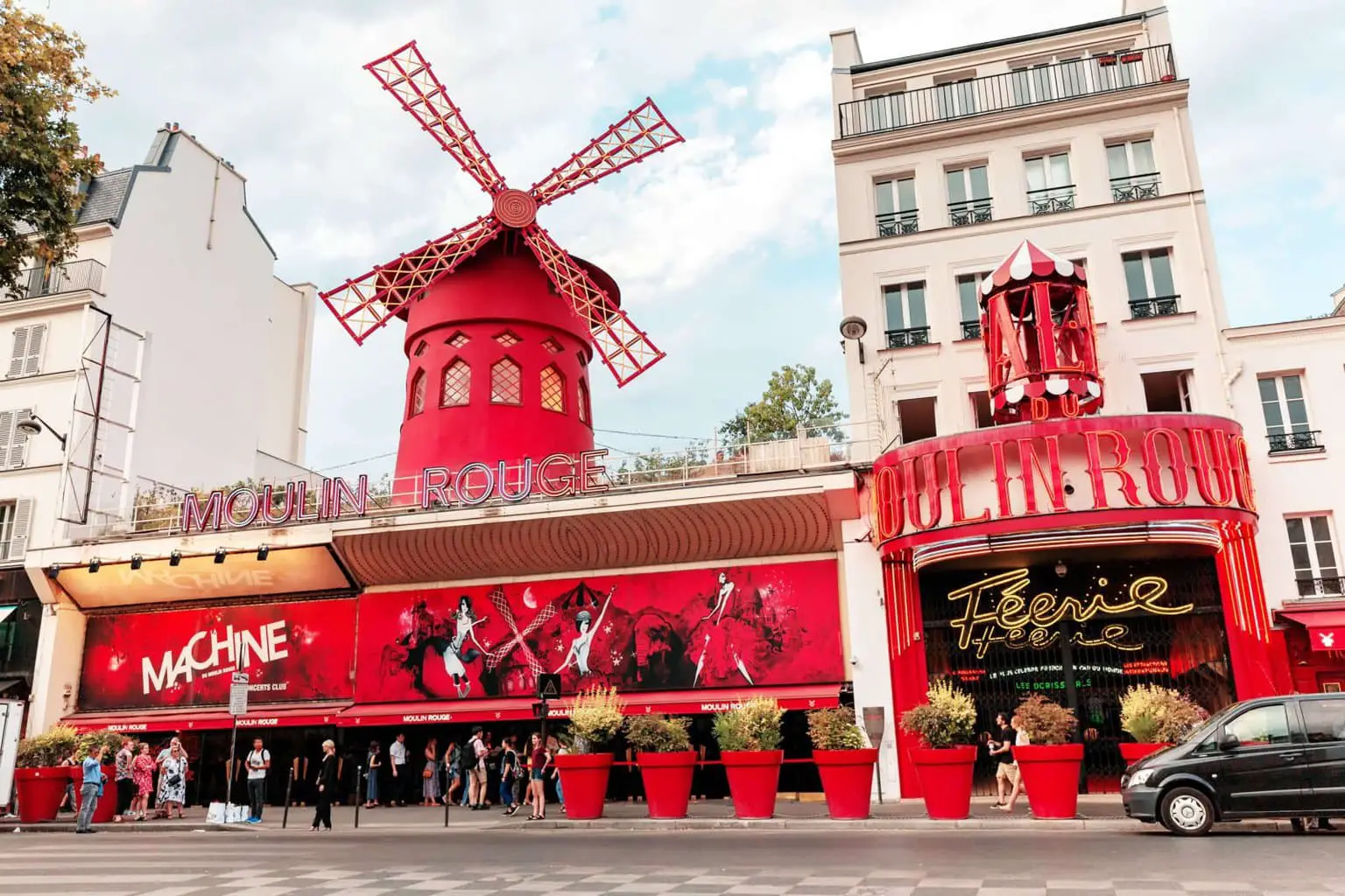The famous Moulin Rouge