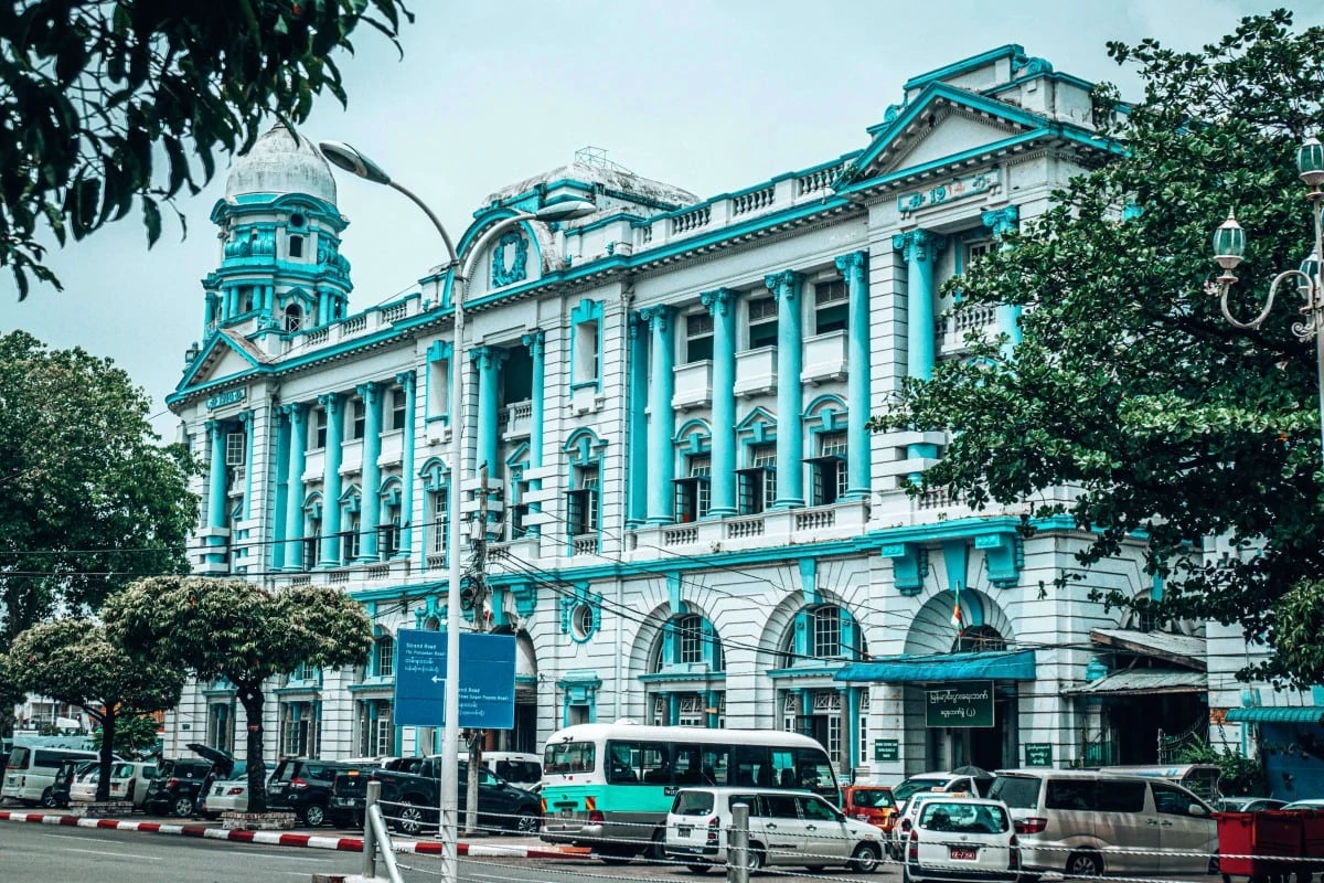 3 days in Yangon itinerary - colonial buildings