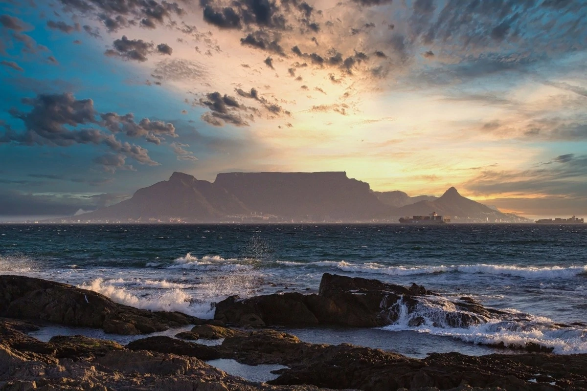 Books about wanderlust - Table Mountain South Africa