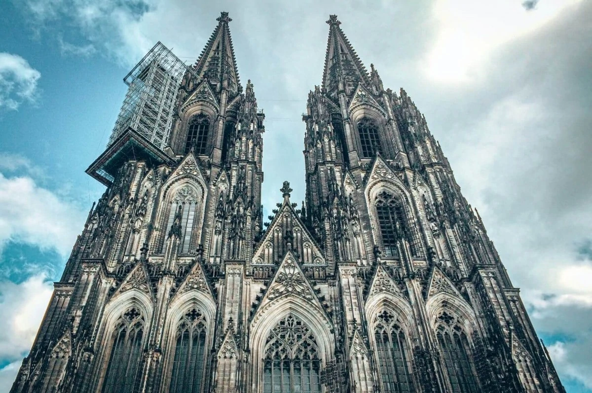 21-must-visit-iconic-buildings-and-landmarks-in-germany