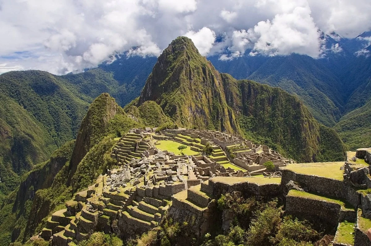 Famous Landmarks around the world - Machu Picchu Peru