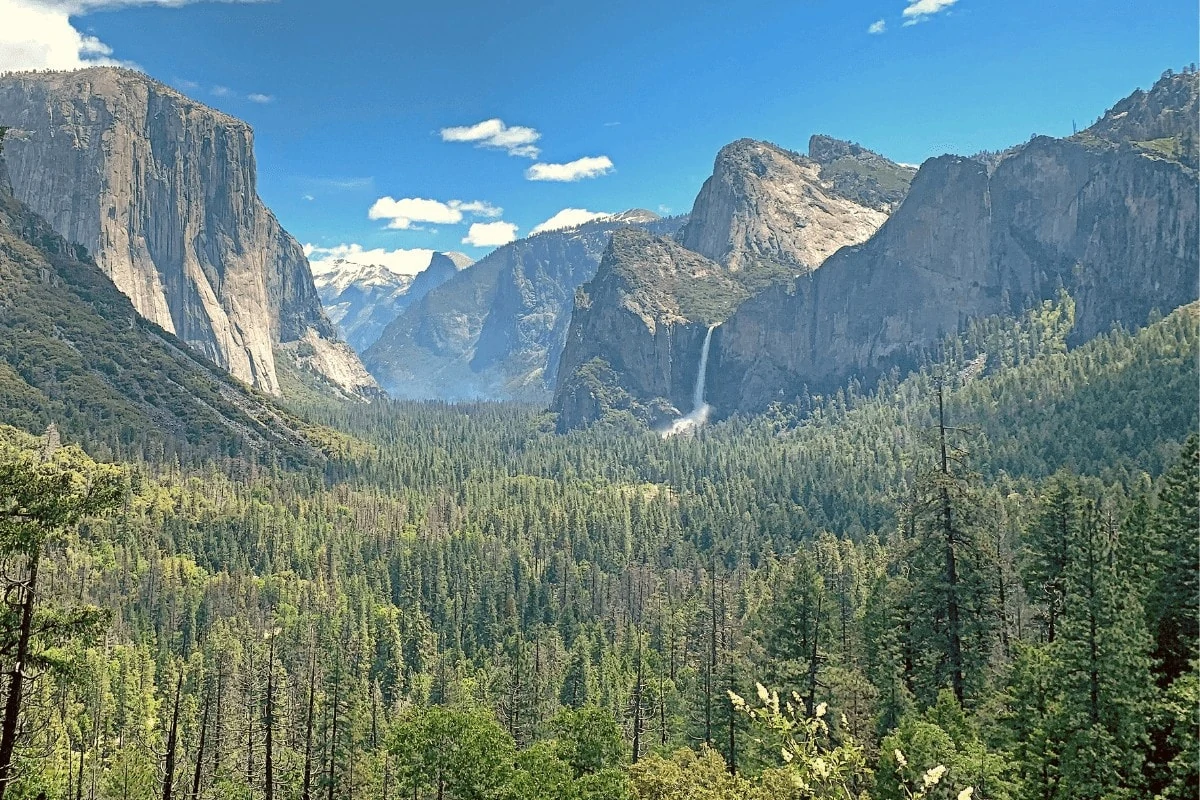 Landmarks in America - Yosemite Valley - California