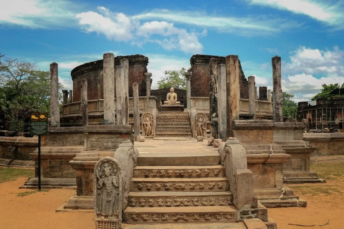 Ancient ruins of Sri Lanka - Ancient City of Polonnaruwa