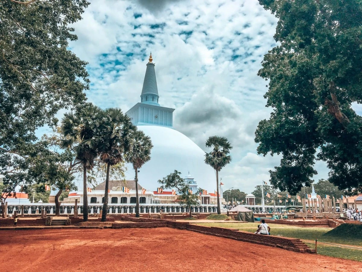 Landmarks in Sri Lanka - Ruwanweli Maha Seya, Anuradhapura