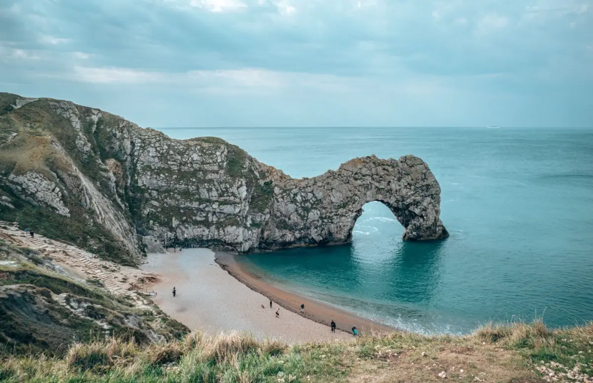 Cornwall itinerary from London - stop in to Durdle Door