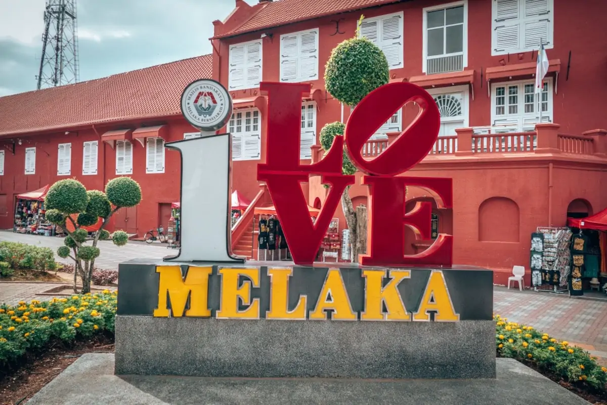 visit melaka essay